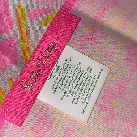 Lilly Pulitzer Printed Square Scarf Pink & Yellow Multi Be The Sunshine GWP NEW - Picture 9 of 9